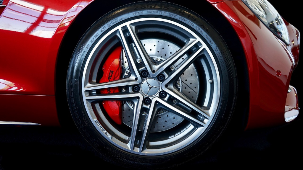 6 Tips to Get the Right Set of Tyres for Your Car