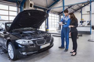 How Do Log Book Services Help In Car Maintenance