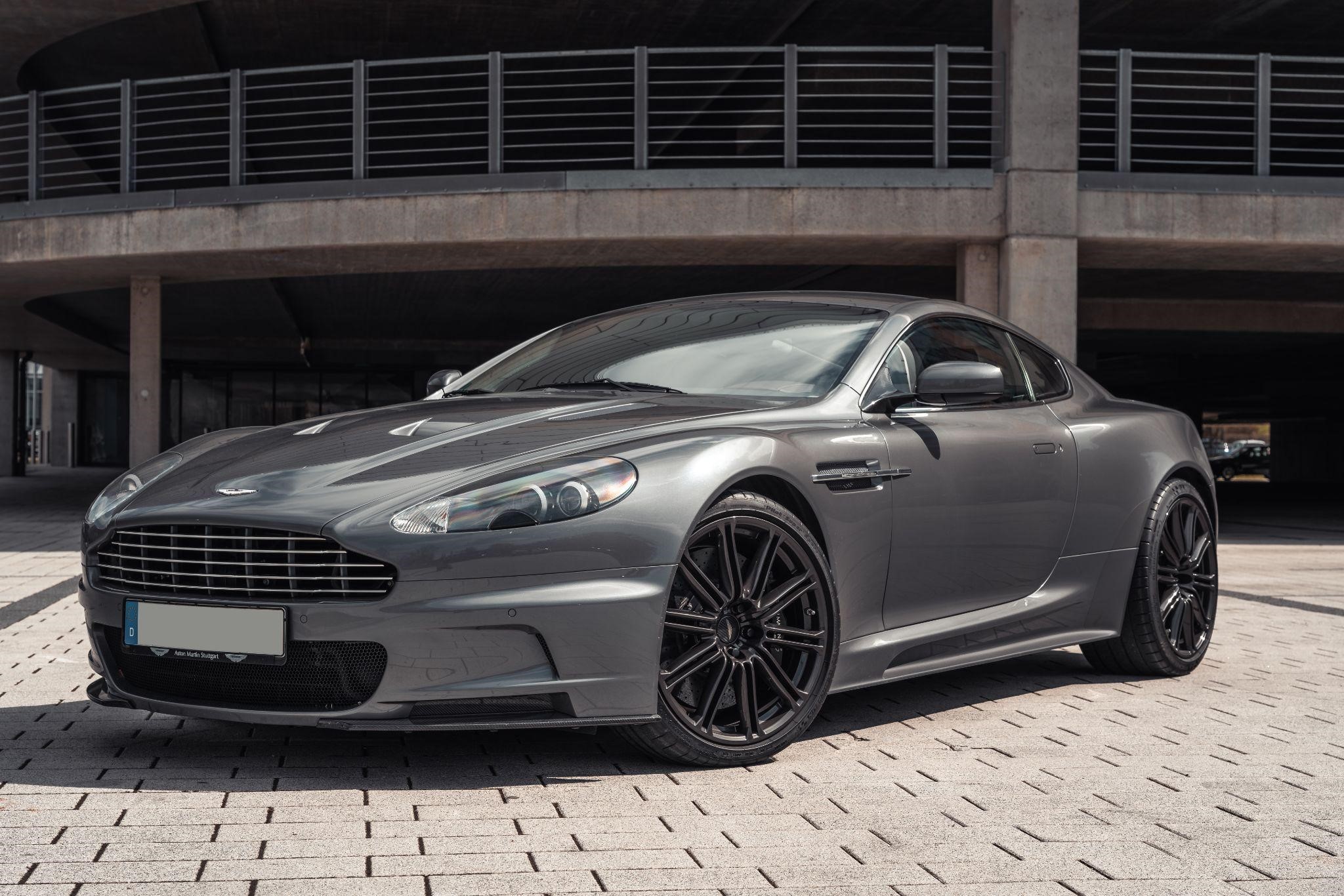 Aston Martin Vantage
