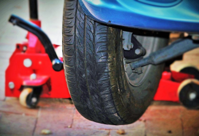 5 Types of Hydraulic Jacks and Their Functioning