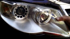 how to remove headlight vw touareg